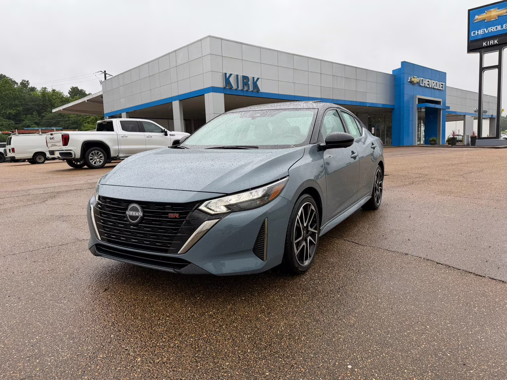 2024 Atlantic Gray Metallic/Super Black Nissan Sentra SR FWD Sedan