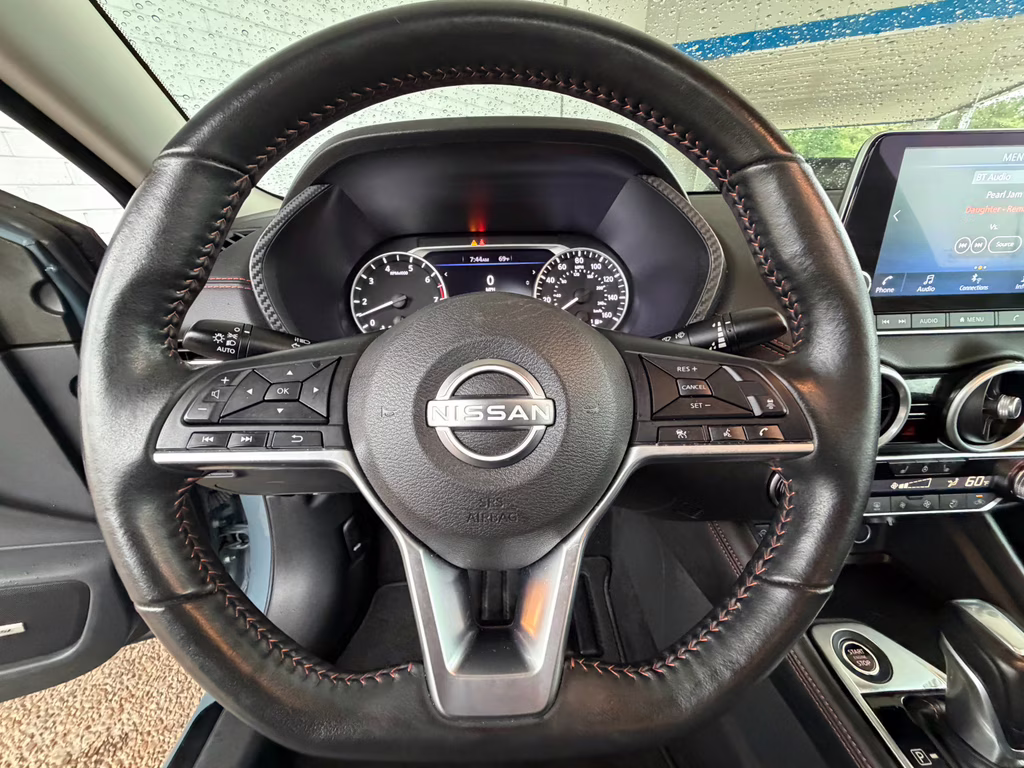 2024 Atlantic Gray Metallic/Super Black Nissan Sentra SR FWD Sedan