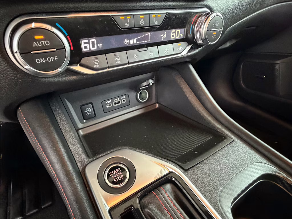 2024 Atlantic Gray Metallic/Super Black Nissan Sentra SR FWD Sedan