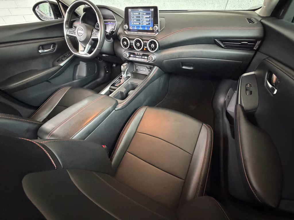 2024 Atlantic Gray Metallic/Super Black Nissan Sentra SR FWD Sedan