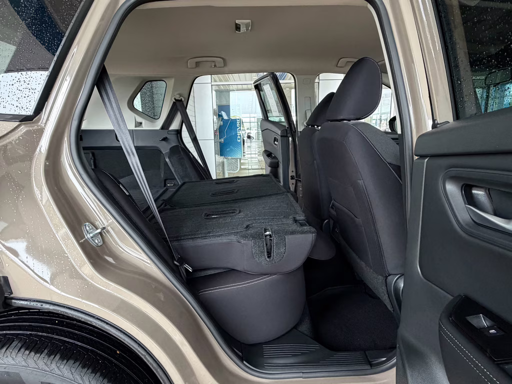 2025 Baja Storm Metallic Nissan Rogue SV AWD SUV