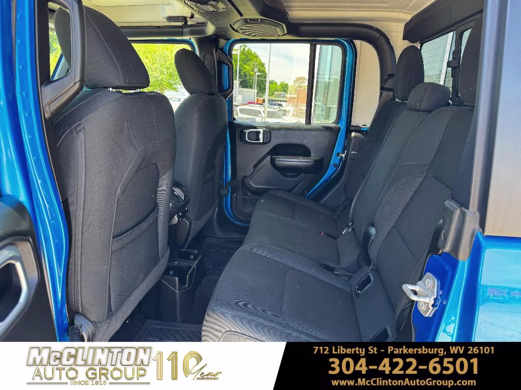 2021 Hydro Blue Pearlcoat Jeep Gladiator Willys 4X4 Truck