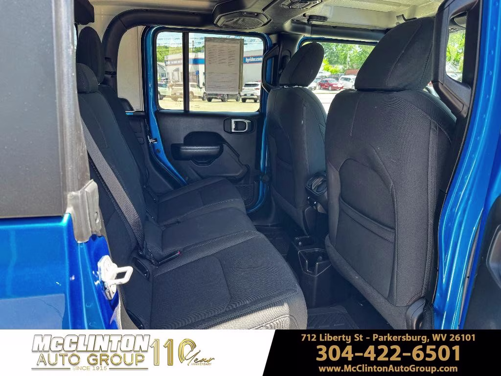 2021 Hydro Blue Pearlcoat Jeep Gladiator Willys 4X4 Truck
