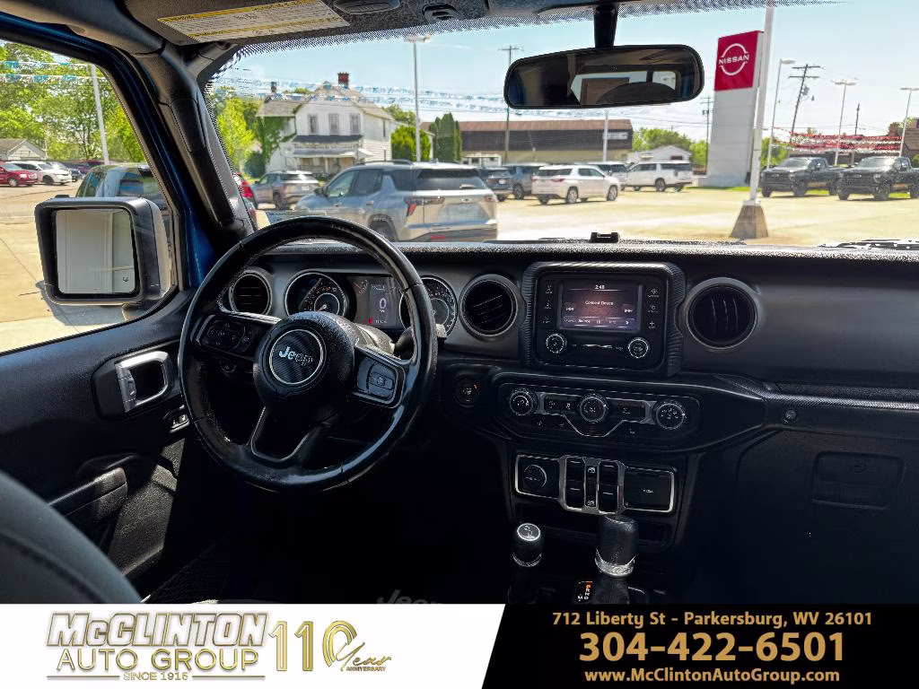 2021 Hydro Blue Pearlcoat Jeep Gladiator Willys 4X4 Truck