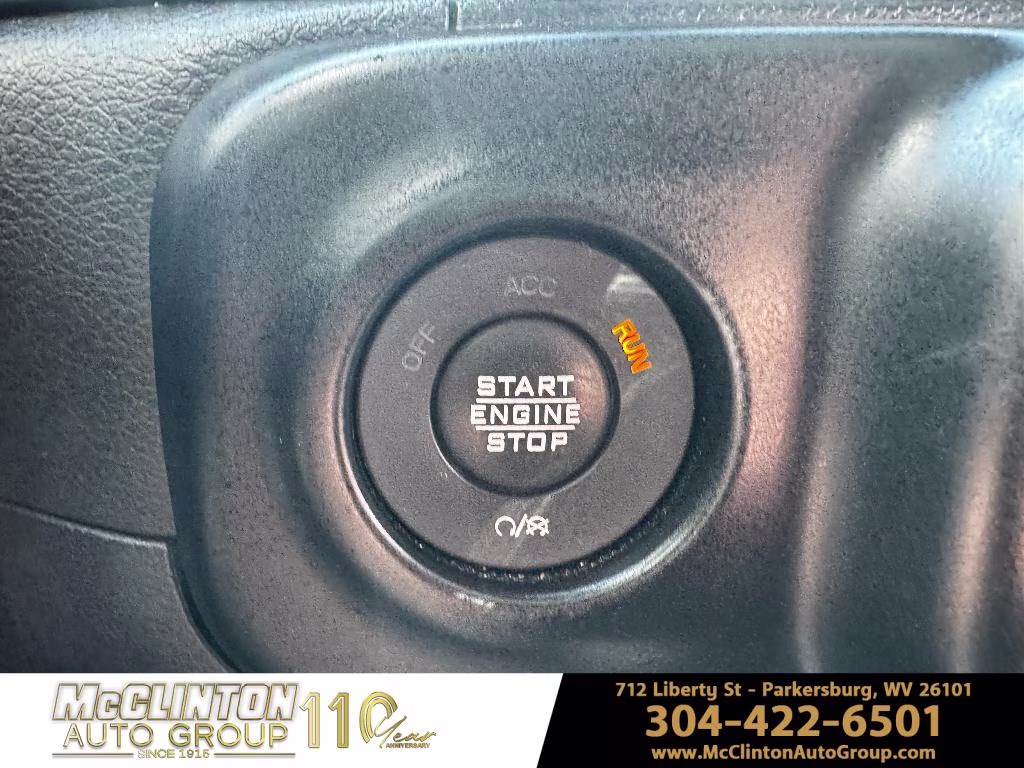 2021 Hydro Blue Pearlcoat Jeep Gladiator Willys 4X4 Truck