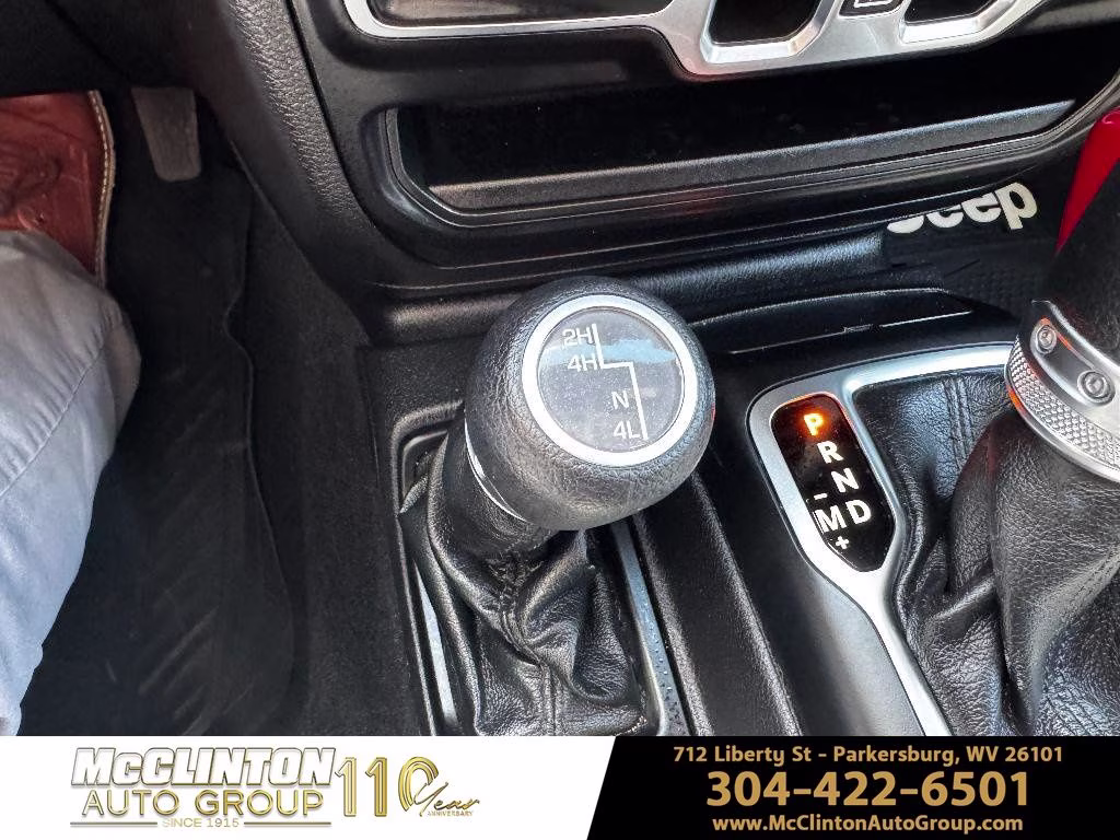 2021 Hydro Blue Pearlcoat Jeep Gladiator Willys 4X4 Truck