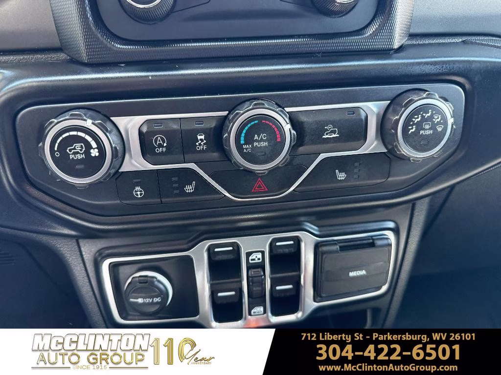 2021 Hydro Blue Pearlcoat Jeep Gladiator Willys 4X4 Truck