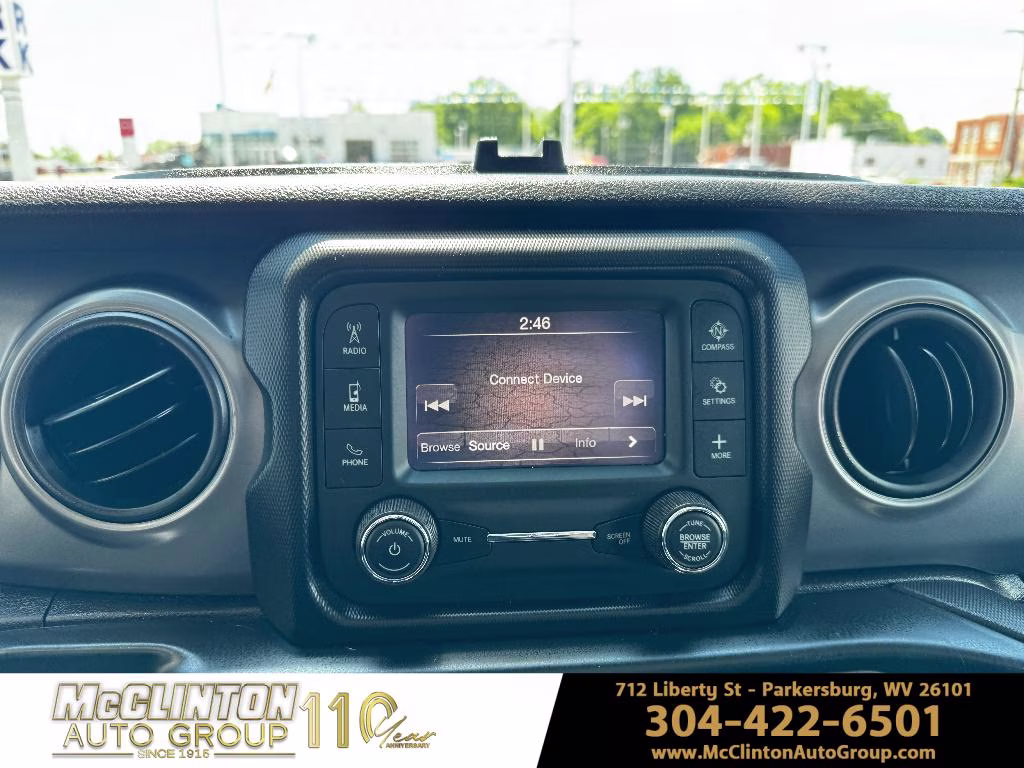 2021 Hydro Blue Pearlcoat Jeep Gladiator Willys 4X4 Truck
