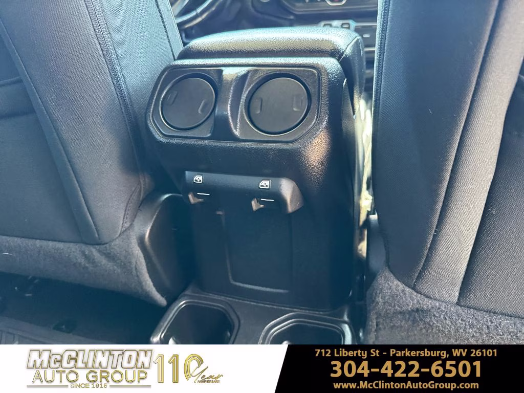 2021 Hydro Blue Pearlcoat Jeep Gladiator Willys 4X4 Truck