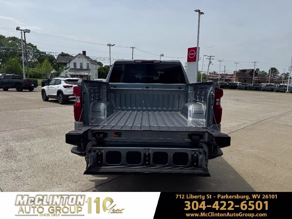 2026 Sterling Gray Metallic Chevrolet Silverado 1500 Custom Trail Boss 4X4 Truck