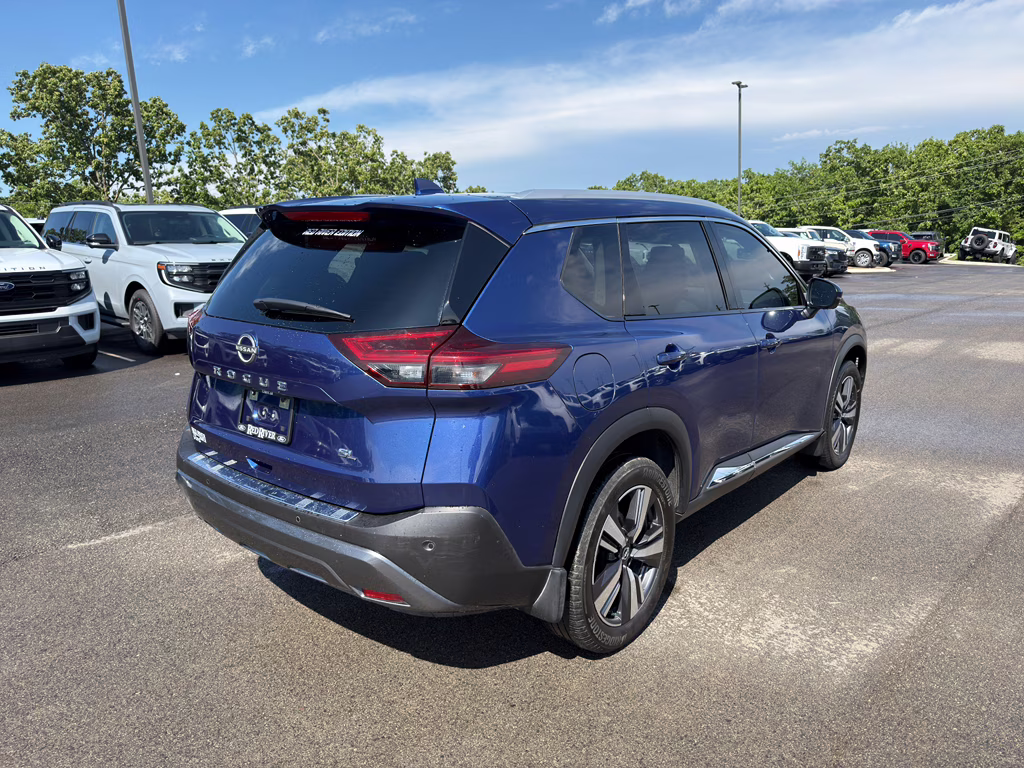 2022 Caspian Blue Metallic Nissan Rogue SL FWD SUV