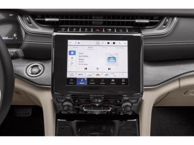 2023 Bright White Clearcoat Jeep Grand Cherokee Laredo RWD SUV