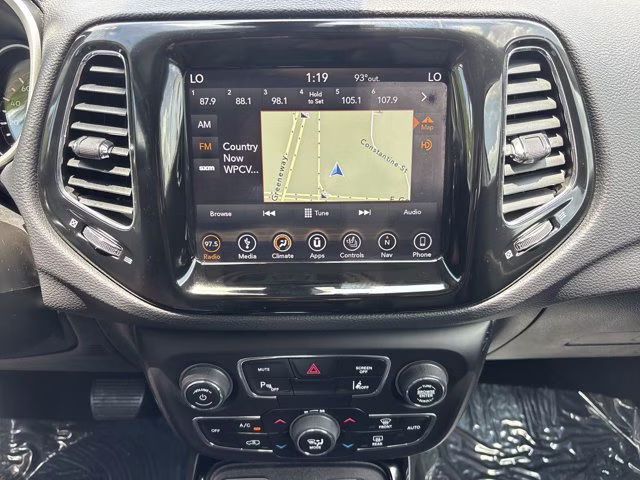 2018 Pearl White Tri-Coat Jeep Compass Limited FWD SUV