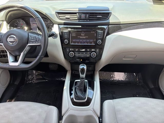 2021 Pearl White Tricoat Nissan Rogue Sport SV FWD SUV