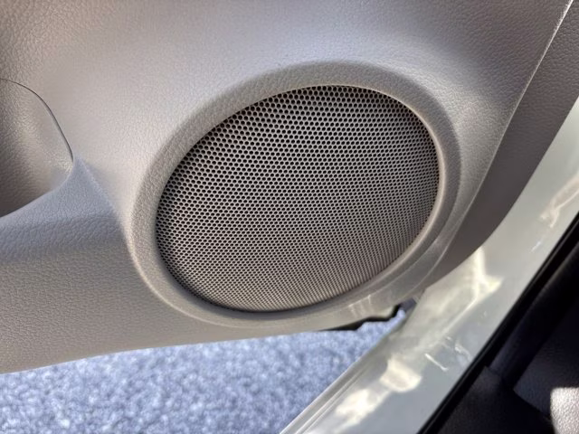 2021 Pearl White Tricoat Nissan Rogue Sport SV FWD SUV
