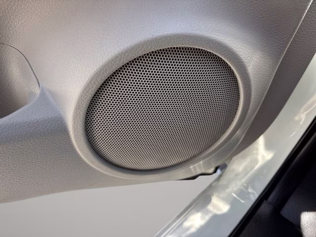 2021 Pearl White Tricoat Nissan Rogue Sport SV FWD SUV