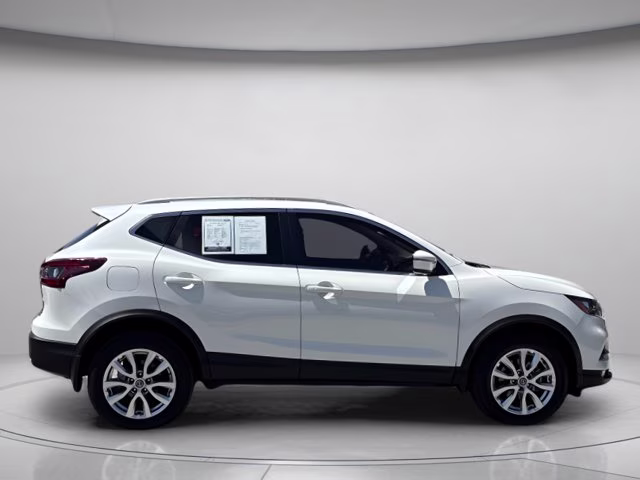 2021 Pearl White Tricoat Nissan Rogue Sport SV FWD SUV
