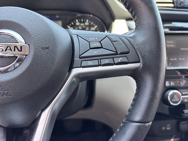 2021 Pearl White Tricoat Nissan Rogue Sport SV FWD SUV