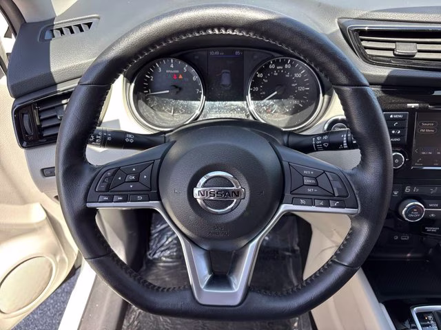 2021 Pearl White Tricoat Nissan Rogue Sport SV FWD SUV