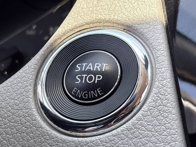 2021 Pearl White Tricoat Nissan Rogue Sport SV FWD SUV