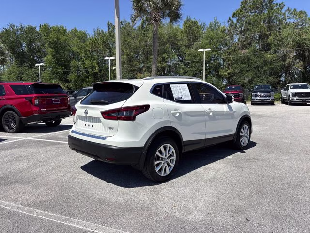 2021 Pearl White Tricoat Nissan Rogue Sport SV FWD SUV