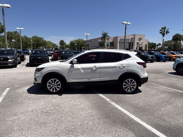 2021 Pearl White Tricoat Nissan Rogue Sport SV FWD SUV