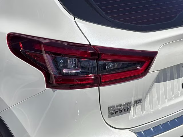 2021 Pearl White Tricoat Nissan Rogue Sport SV FWD SUV