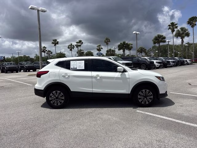 2019 Glacier White Nissan Rogue Sport S FWD SUV