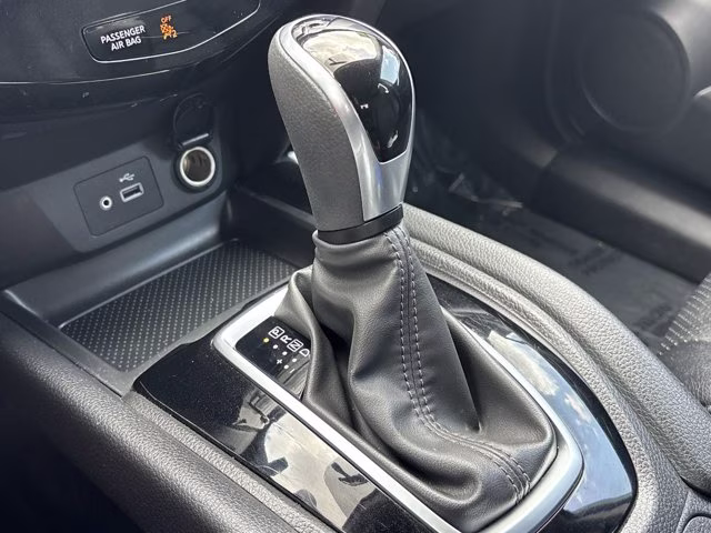 2019 Glacier White Nissan Rogue Sport S FWD SUV