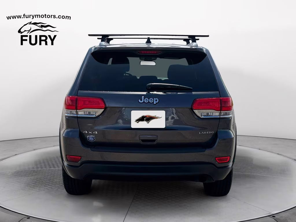 2014 Granite Crystal Metallic Clearcoat Jeep Grand Cherokee Laredo 4X4 SUV