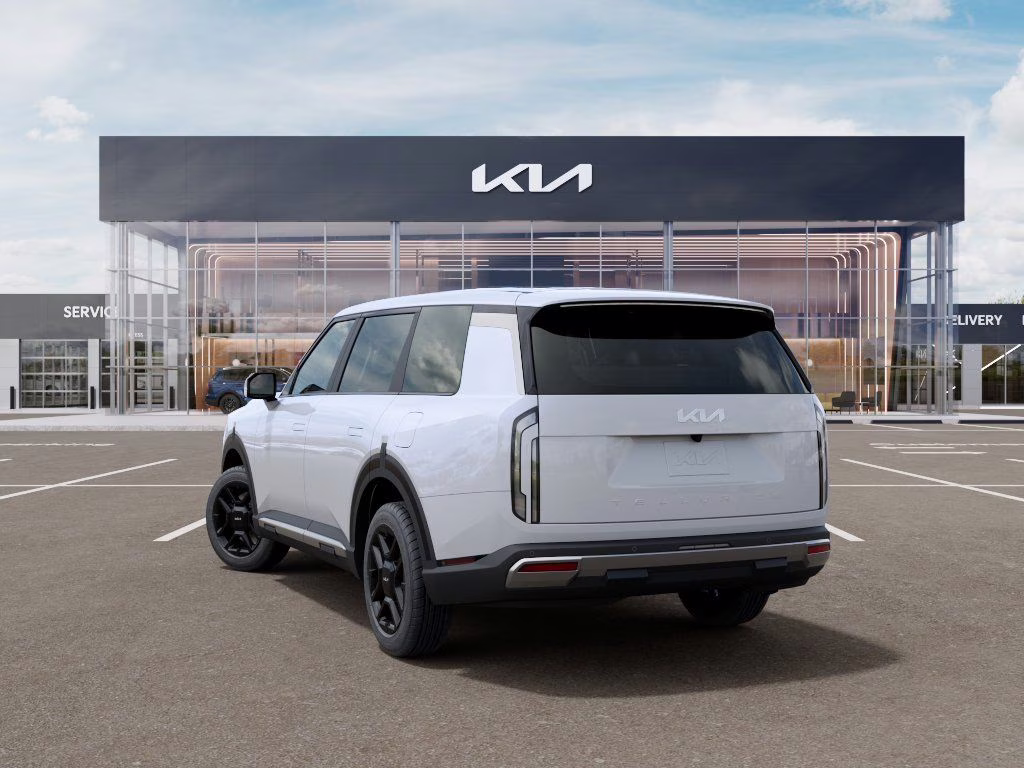 2027 Glacial White Pearl Kia Telluride LX FWD SUV