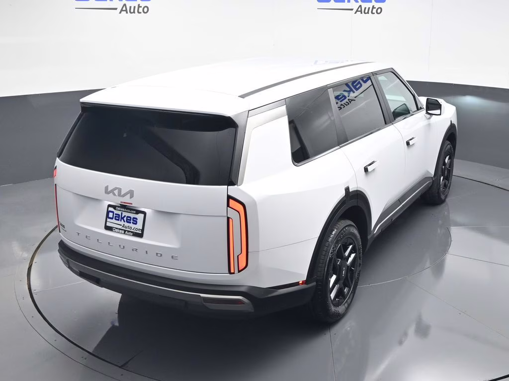 2027 Glacial White Pearl Kia Telluride LX FWD SUV