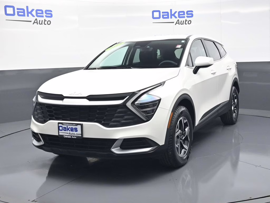 2024 Snow White Pearl Kia Sportage LX AWD SUV