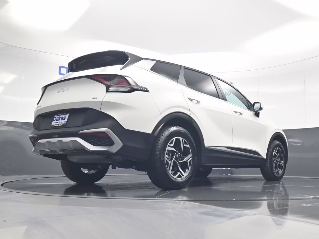2024 Snow White Pearl Kia Sportage LX AWD SUV