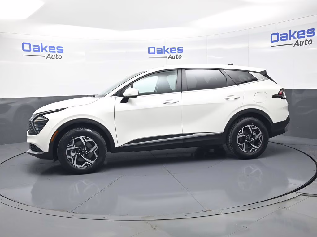 2024 Snow White Pearl Kia Sportage LX AWD SUV