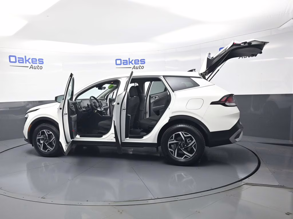 2024 Snow White Pearl Kia Sportage LX AWD SUV