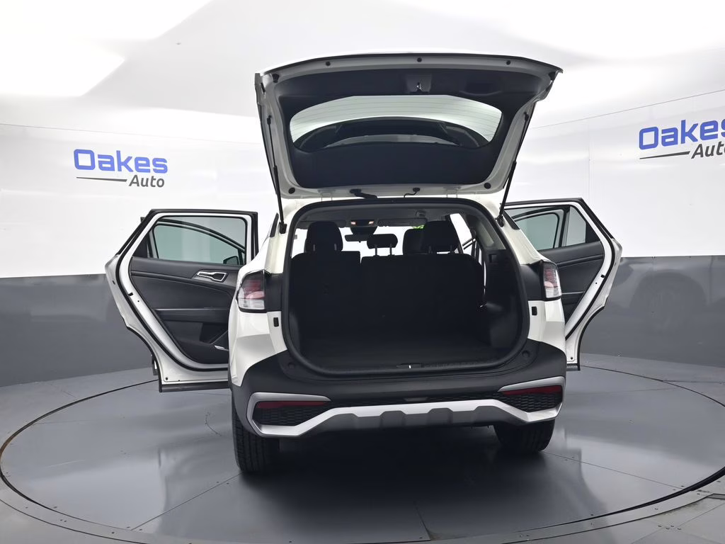 2024 Snow White Pearl Kia Sportage LX AWD SUV