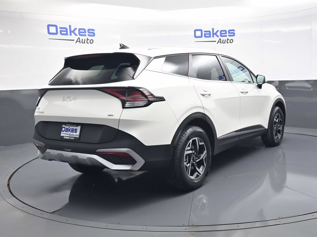 2024 Snow White Pearl Kia Sportage LX AWD SUV