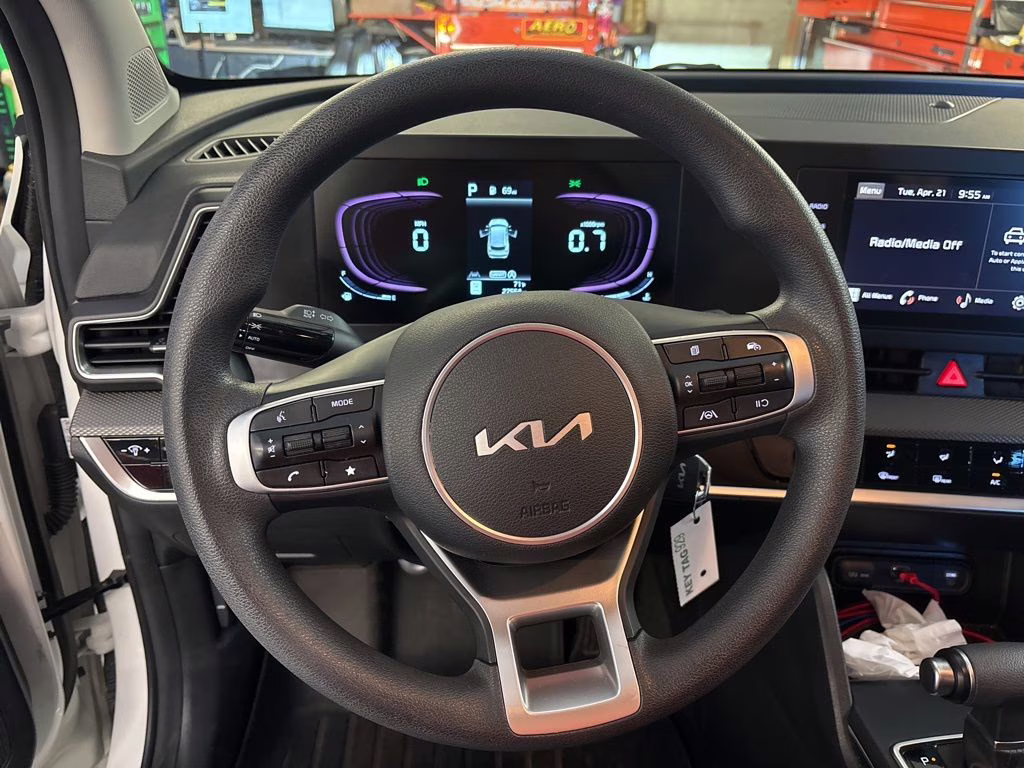 2024 Snow White Pearl Kia Sportage LX AWD SUV