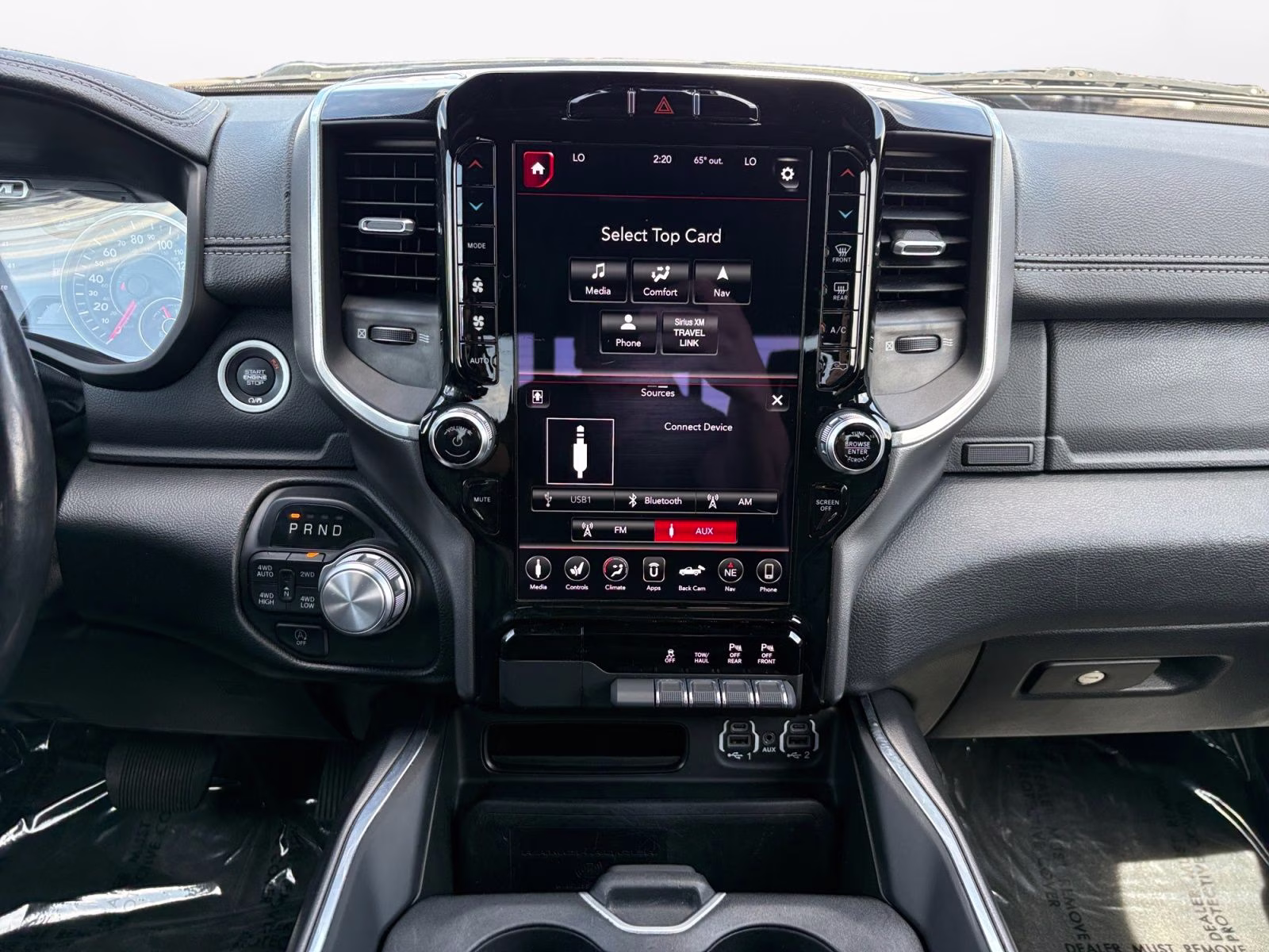 2020 Diamond Black Crystal Pearlcoat Ram 1500 Laramie 4X4 Truck