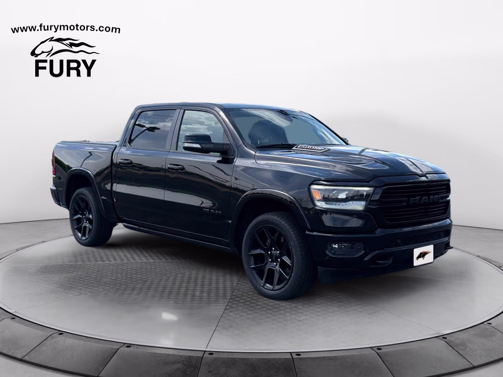 2020 RAM 1500 Laramie 4x4 Crew Cab 5'7's photo