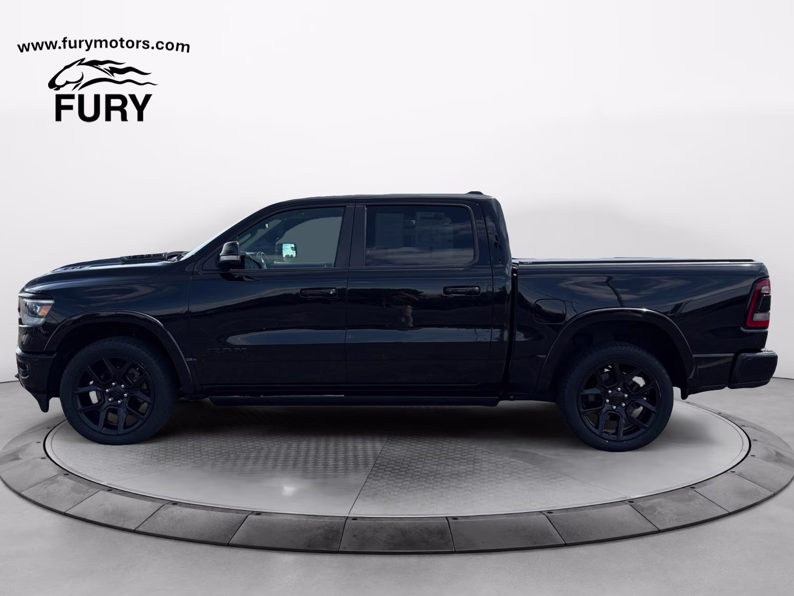2020 Diamond Black Crystal Pearlcoat Ram 1500 Laramie 4X4 Truck