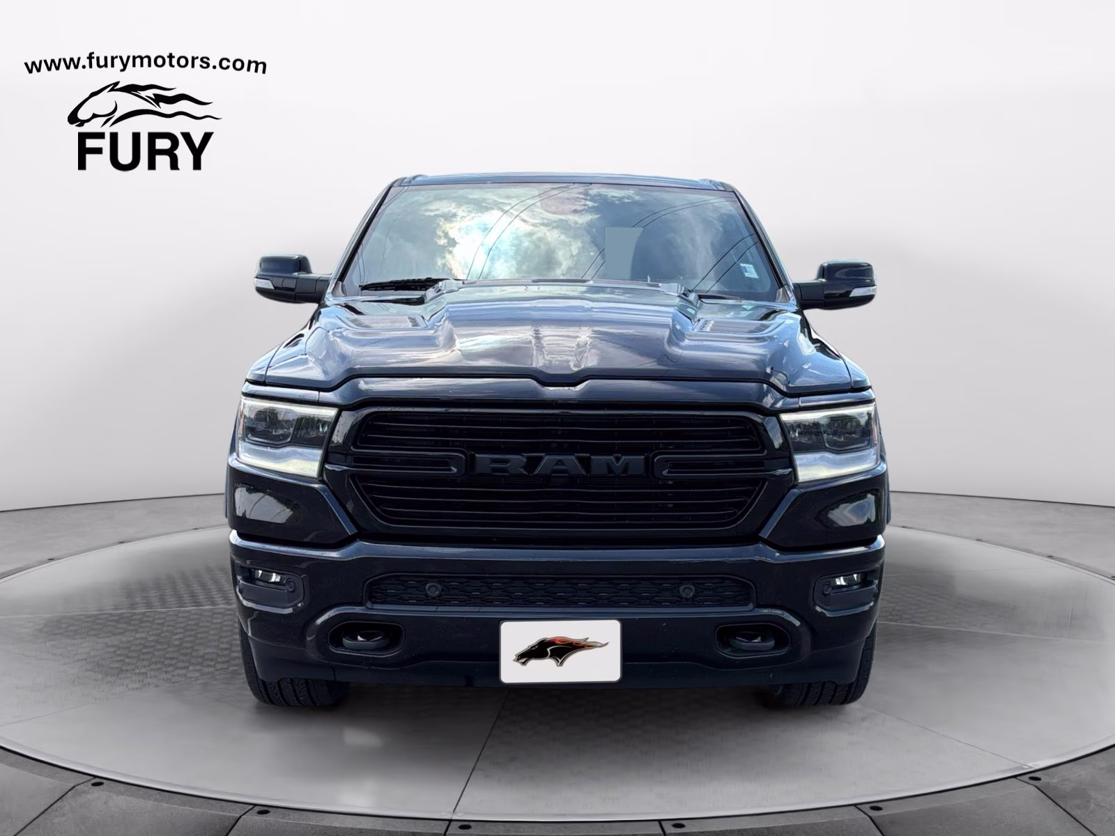 2020 Diamond Black Crystal Pearlcoat Ram 1500 Laramie 4X4 Truck