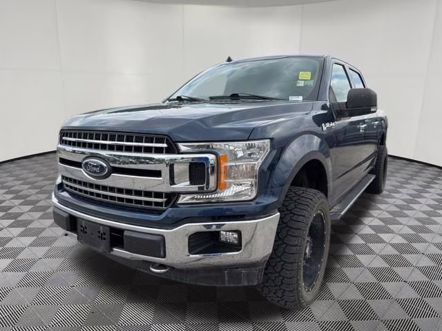 2020 Blue Ford F-150 XLT 4X4 Truck