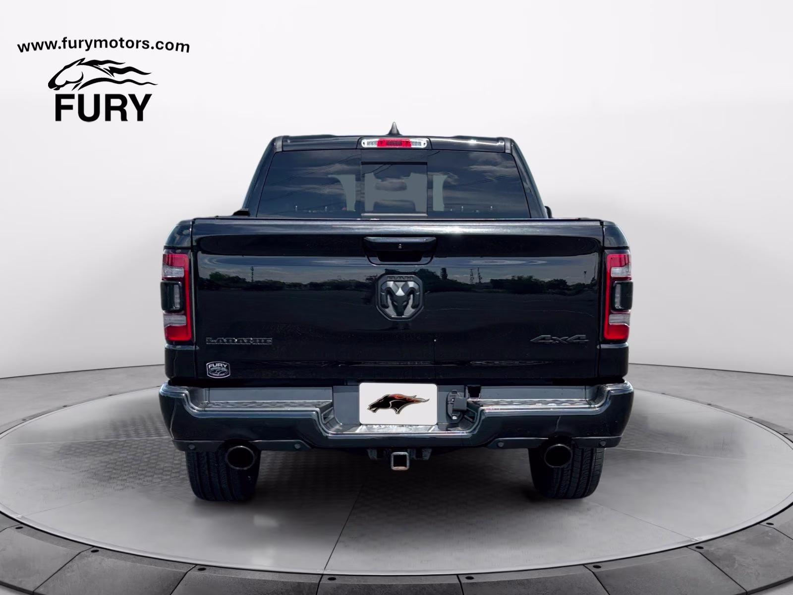 2020 Diamond Black Crystal Pearlcoat Ram 1500 Laramie 4X4 Truck
