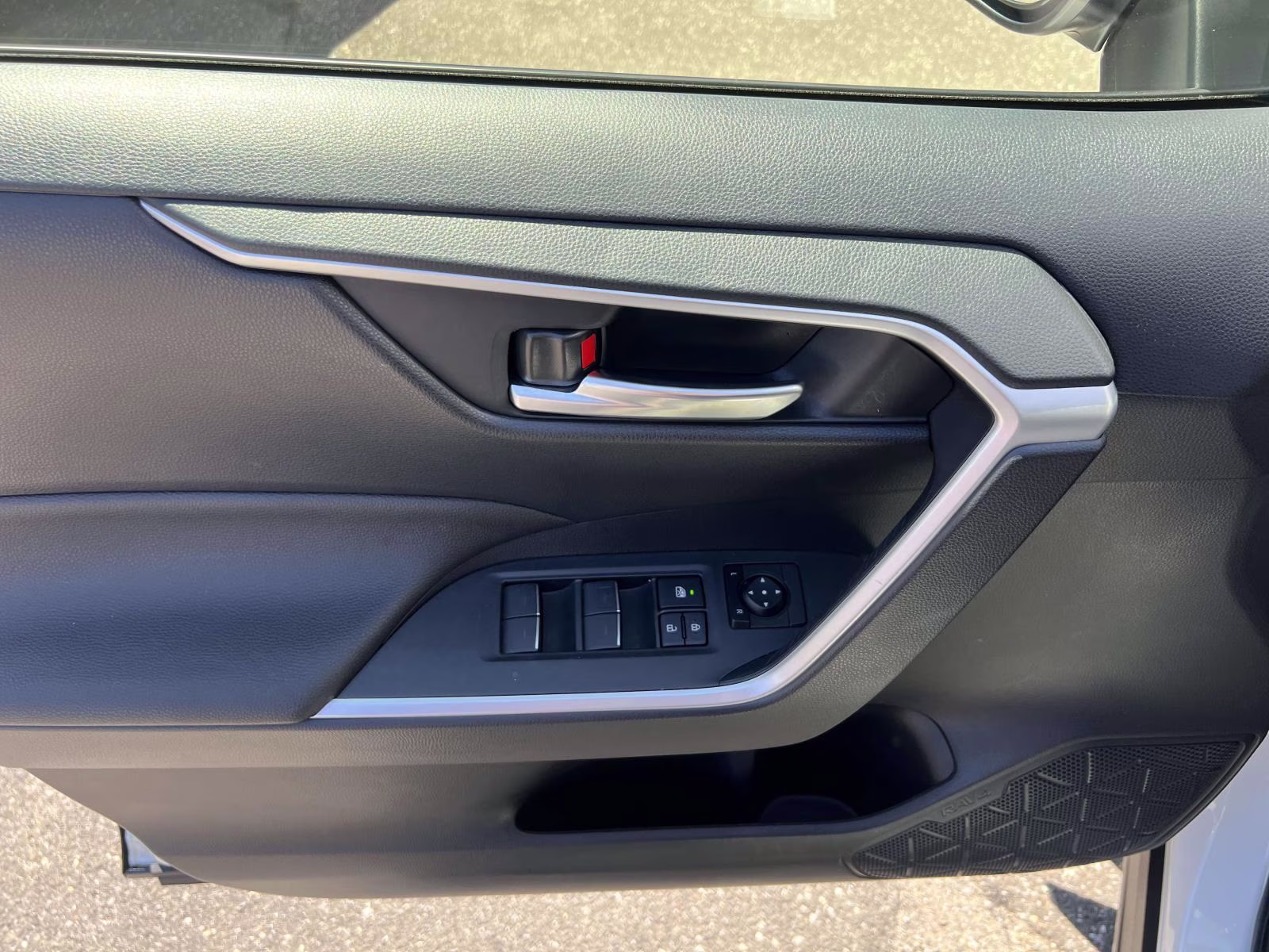 2024 Beige Toyota RAV4 Hybrid SE AWD (Natl) AWD SUV