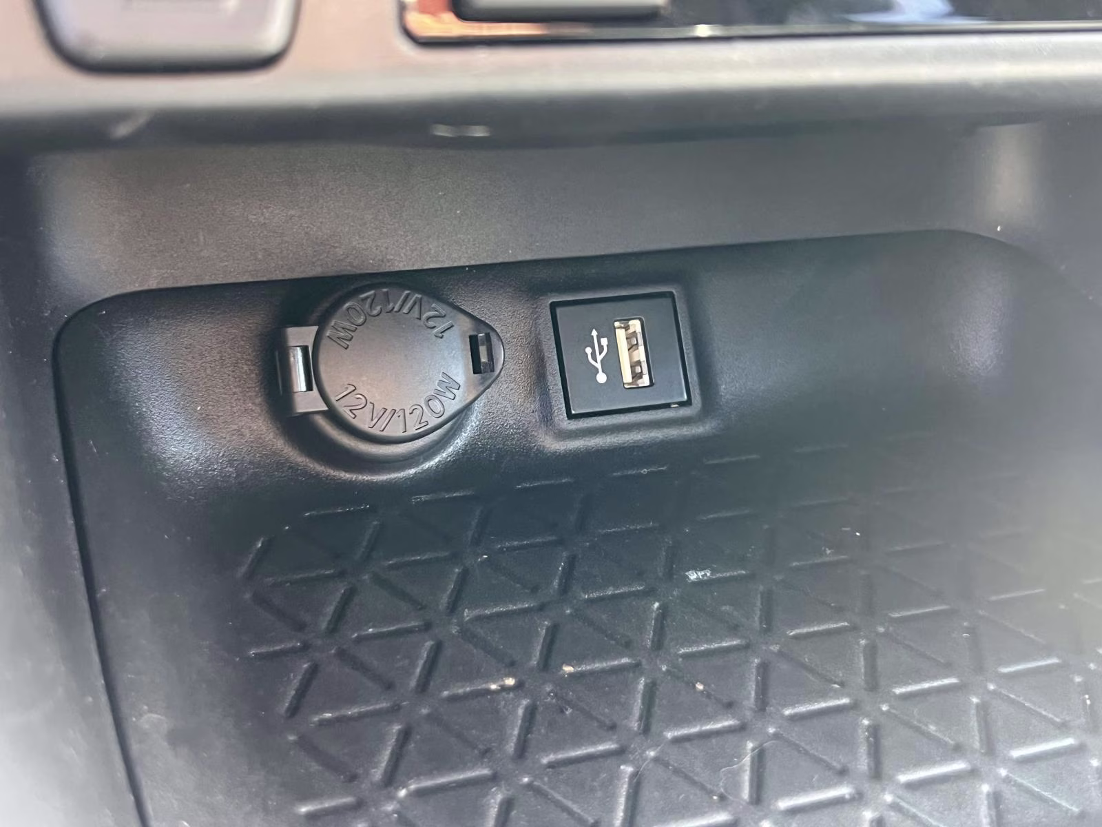 2024 Beige Toyota RAV4 Hybrid SE AWD (Natl) AWD SUV