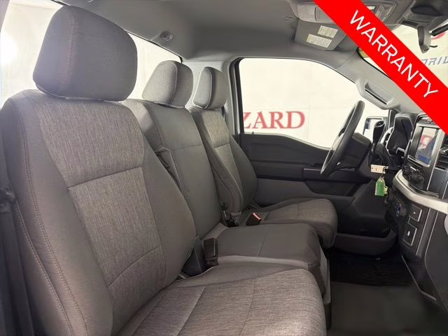 2022 Oxford White Ford F-150 XL 4X4 Truck