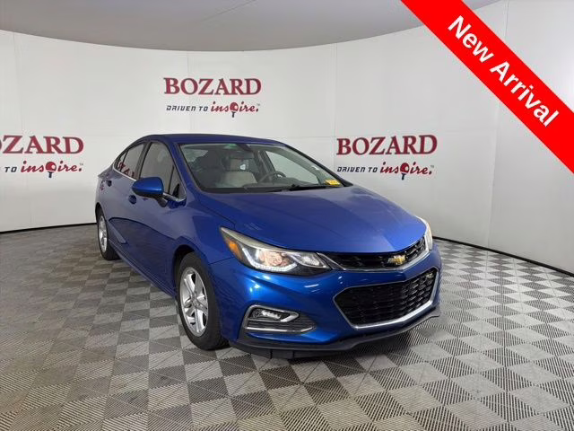 2016 Kinetic Blue Metallic Chevrolet Cruze LT FWD Sedan