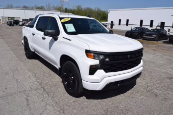 2023 Summit White Chevrolet Silverado 1500 Custom 4X4 Truck